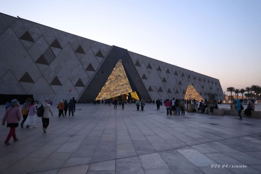 기자 대피라미드 및 대박물관 원데이 투어