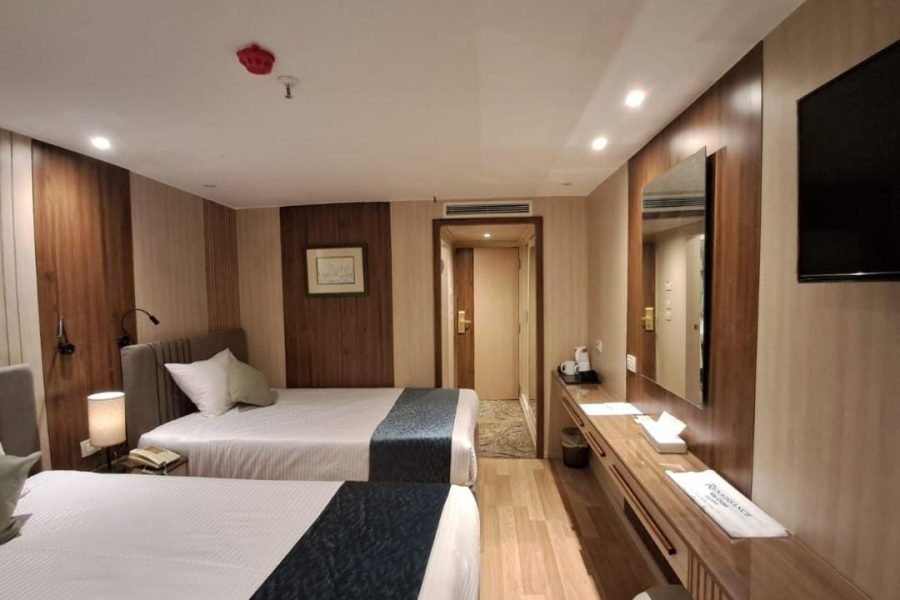 매주 수요일 3박 4일  레느상스  나일 크루즈 ( 크루즈 진행 투어 포함 )